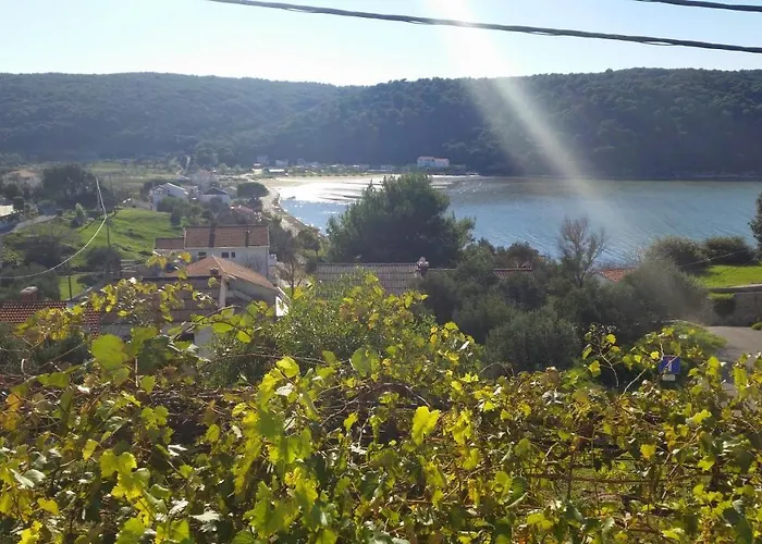 Kuca Carmen Gostinjska kuća Rab Town