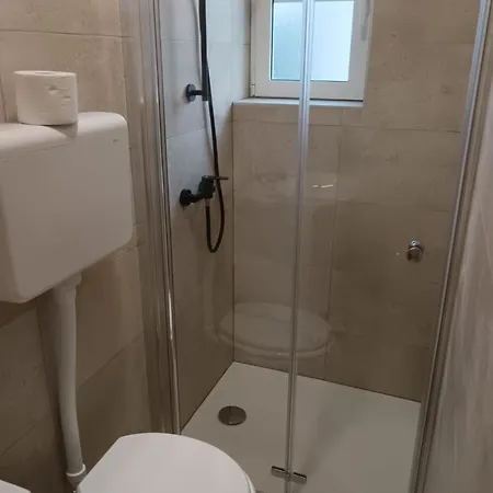Pensjonat Kuca Carmen 4*